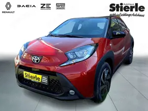 Toyota Aygo X 1,0 L TEAMPLAYER CVT/AUTOMATIK/CARPLAY/KLIMA/RFK Bild 1
