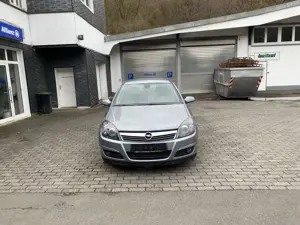 Opel Astra Astra Fließheck  5-Türer 1.6 Easytronic Cosm