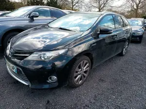 Toyota Auris Hybrid Executive - Motorschaden.