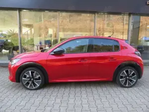 Peugeot 208 GT Pack Elektromotor 136 Navi Digitales Cockpit LE