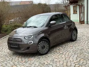 Fiat 500e 3+1 Icon / Navi / Tempomat / PDC / Alu