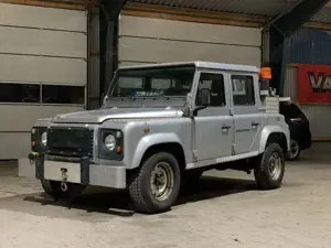 Land Rover Defender Abschleppwagen Hubbrillenfahrzeug