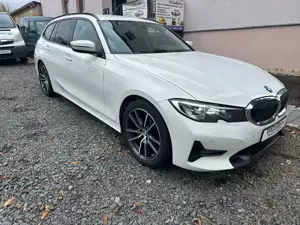 BMW 320 Baureihe 3 Touring 320 d Sport Line Steptron Bild 3