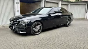 Mercedes-Benz E 220 E 220 d AMG-LINE 1Vorbesitzer Top