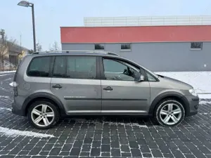Volkswagen Touran Touran 1.4 TSI DSG Cross Touran