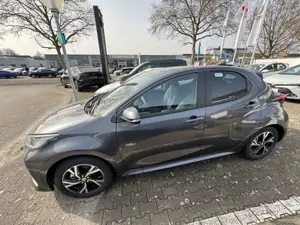 Toyota Yaris Hybrid Teamplayer / Carplay  Android Auto / Kamer Bild 2