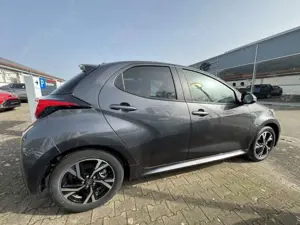 Toyota Yaris Hybrid Teamplayer / Carplay  Android Auto / Kamer Bild 5