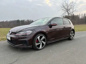 Volkswagen Golf GTI Golf 7 GTI Performance | DSG | 34.000 km | 1.Hand | Sonderfarbe - Black Rubinrot