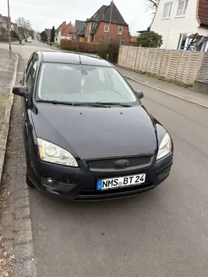 Ford Focus Turnier 1.6 16V Ambiente