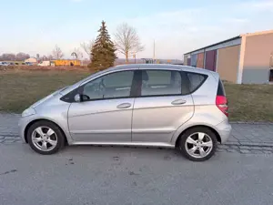Mercedes-Benz A 170 AUTOMATIK*TÜV NEU*SERVICE NEU*GARANTIE Bild 5