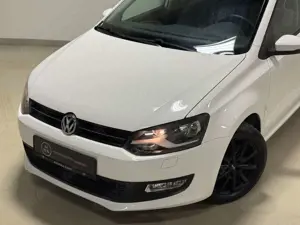 Volkswagen Polo V 1.2 TSI Comfortline 1.HAND*SCHECK*SHZ*PDC Bild 4