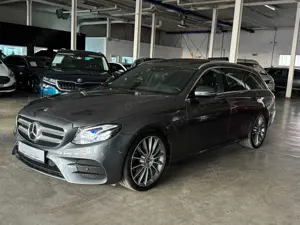 Mercedes-Benz E 250 T 9GT 2X AMG LINE DISTRONIC MEMORY 20 ZOLL