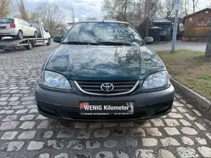 Toyota Avensis Avensis 1.6 linea terra Bild 3