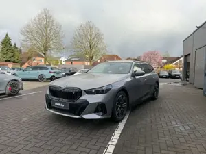 BMW i5 eDrive40 Touring M-Sport Pro/ACC/AHK/eSIM