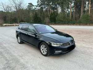 Volkswagen Passat Variant 2.0TDI Business LED DSG Kamera Keyless Facelift