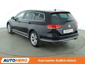 Volkswagen Passat Alltrack 2.0 TSI 4Motion BM Aut.*NAVI*LED* Bild 4