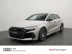 Audi RS3 INDIVIDUALLACK MATRIX SPORTABGAS PANO SONOS