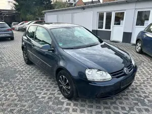 Volkswagen Golf Trendline - Benzin, Klima, TÜV 3/28