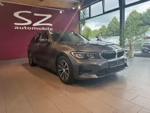 BMW 318 i Touring Advantage*LED*AHK*Kamera*SHZ*Temp.*
