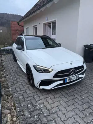 Mercedes-Benz C 220 d T 9G-TRONIC AMG Line,AHK,Sportlich Und Gepfleg
