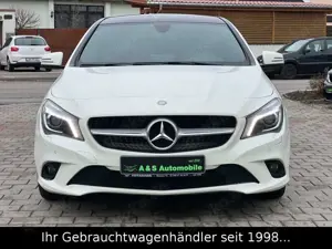 Mercedes-Benz CLA 200 SB URBAN *PANO/AHK/NAVI/BI-XENON* Bild 4