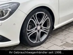 Mercedes-Benz CLA 200 SB URBAN *PANO/AHK/NAVI/BI-XENON* Bild 3