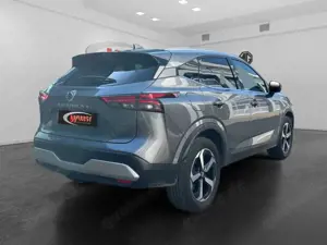 Nissan Qashqai N-Connecta 1.3 DIG-T MHEV 140 PS Rundumsichtkamera Bild 4