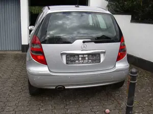 Mercedes-Benz A 200 A 200 CDI Autotronic Avantgarde DPF Polar Star