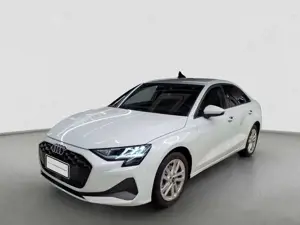 Audi A3 Limousine 35 TDI S tr LED FLA KeyLess LM Bild 2