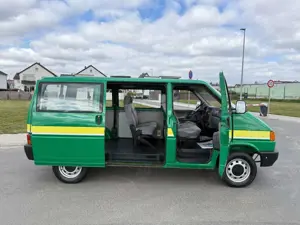 Volkswagen T4 Kombi T4 2.5 *TISCH+DACHLUKE+FENSTERBUS* Bild 5