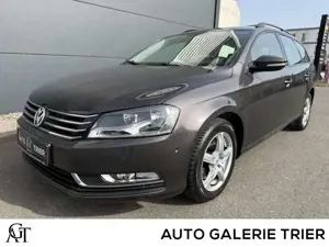 Volkswagen Passat 2.0 TDI Trendline BlueMotion AHK NAVI PDC Klima