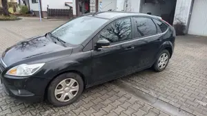Ford Focus Focus Fließheck  5-Türer 1.6 16V Titanium