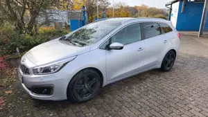Kia Ceed SW / cee'd SW 1.6 CRDi 136 ISG Platinum Edition