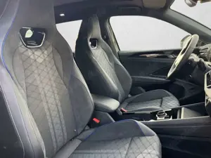 Volkswagen Tiguan R-Line Panorama AHK Black-Style Standhzg Bild 4