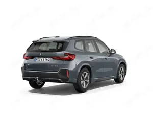 BMW X1 20d x M-Sport ALLWETTER18'' AHK Ausst.Prof H/K HUD Bild 3
