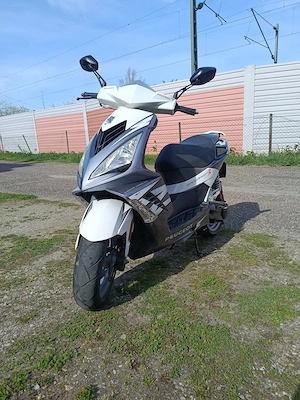   Roller 50ccm  Peugeot Speedfight 3  