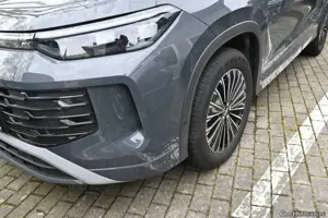 Volkswagen Tayron 2.0 TDI Automatik Elegance Bild 3