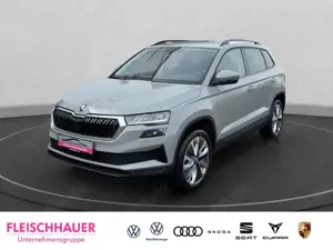 Skoda Karoq Selection 1,5TSI  LED+CarPlay+LM18+Tempom.+PDC+