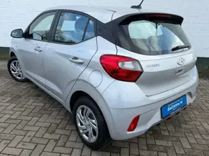 Hyundai i10 1.0*WinterPaket*RFK*Android*Apple*Klimaaut.* Bild 5