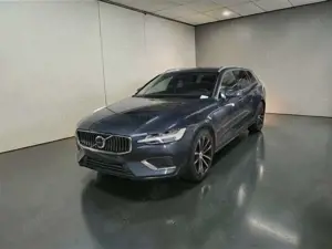 Volvo V60 T6 Core Recharge Plug-In Hybrid AWD*LEDER*