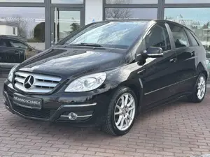 Mercedes-Benz B 160 BE Sport Paket Teil-Leder*Chrome*SHZG*FH*