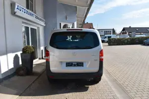Mercedes-Benz Vito 114 4x4 kompakt Autom. Mixto Camper Standhz Bild 4