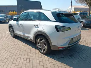 Hyundai NEXO Basis Klima Schiebedach LED Leder Kamera Bild 5