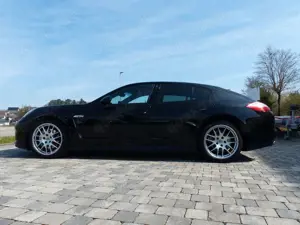 Porsche Panamera Bild 2
