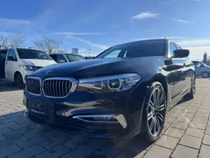 BMW 540 540d xDrive Touring Automatik Luxury Line/M-Felgen