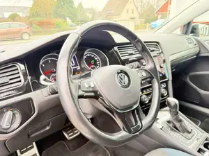 Volkswagen Golf Bild 2