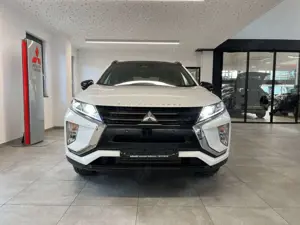 Mitsubishi Eclipse Cross 1.5 Turbo Top Black-Editition HuD Pano Bild 5