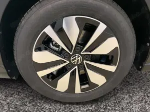 Volkswagen Golf Bild 4