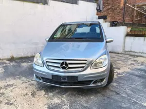 Mercedes-Benz B 200 B 200 Turbo