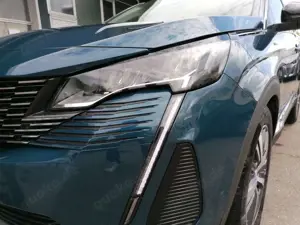 Peugeot 3008 Hybrid 225 (Plug-In) e-EAT8 Allure Pack LED Bild 3